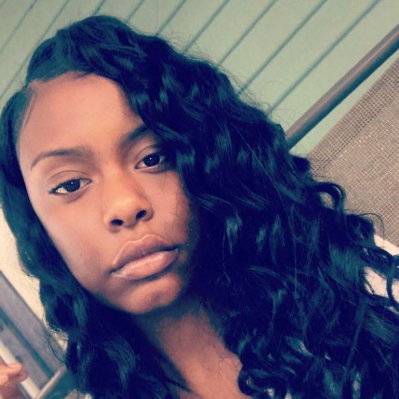 Meet your Posher, Candyce - Picture 1 of 1